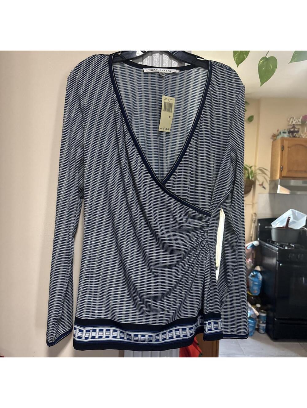 Max Studio Women's Blue and Navy Shirt